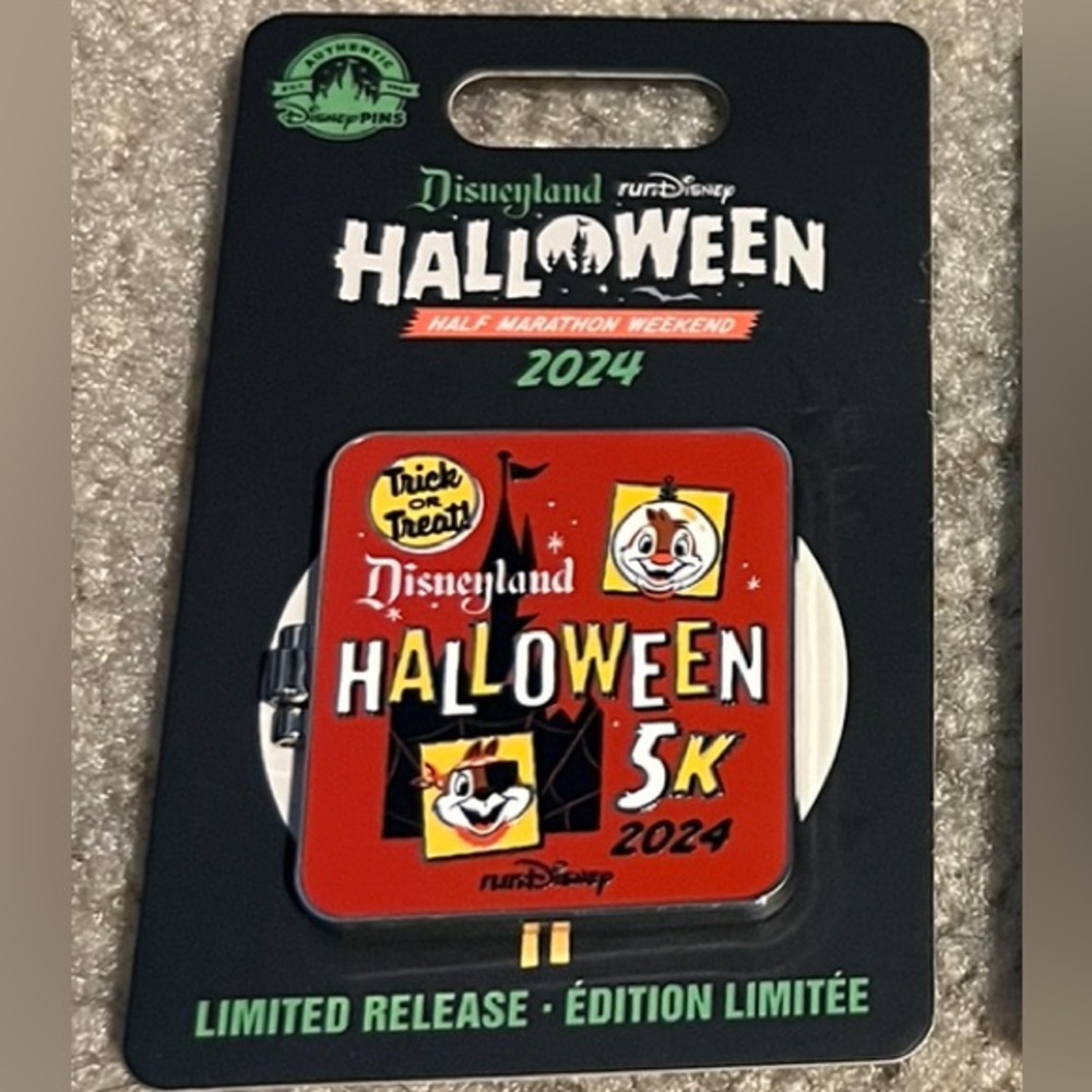 2024 Disneyland Halloween 5k bib pin